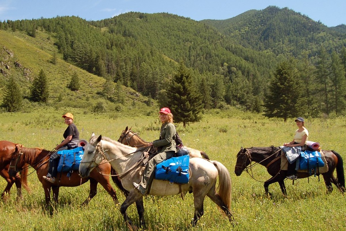 Day 5: Scenic Ride to Lake Jasybay - Photo 1